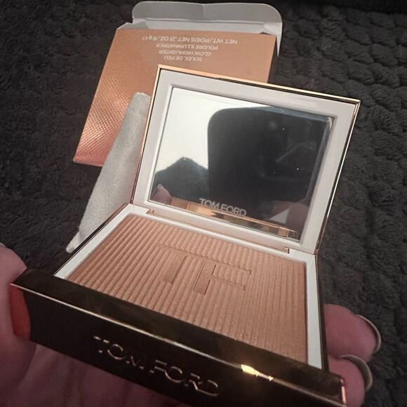 Tom Ford Soleil de Feu Glow Highlighter - Picture 7 of 11